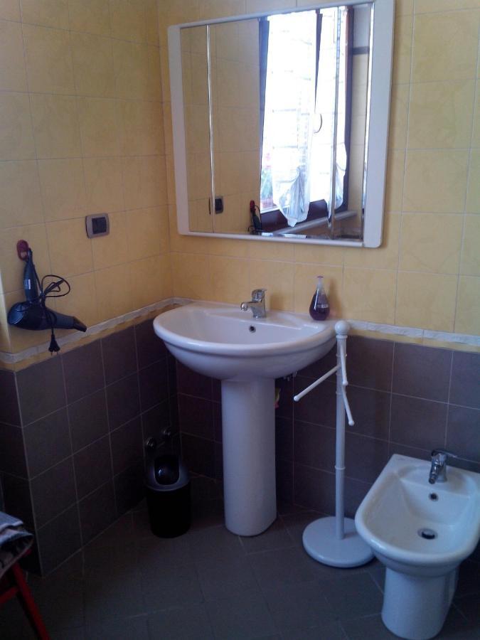 קונאו Bed & Breakfast Milu חדר תמונה